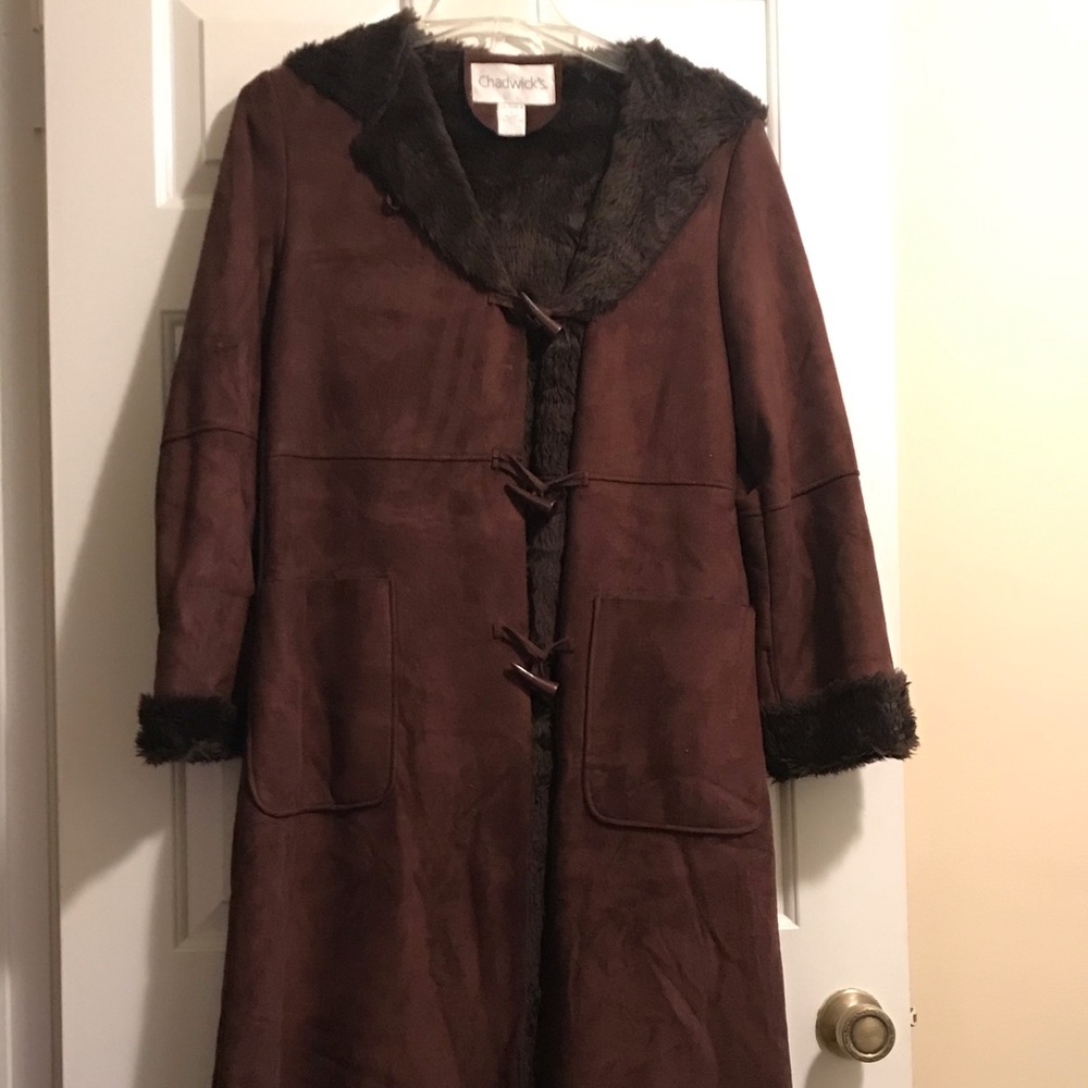 Chadwicks between mid-long length fur lined coat;S